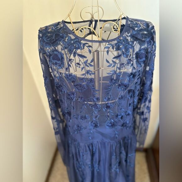 ASOS Navy lace sheer floral long sleeve long dress  cutout back size 12 - Picture 5 of 13